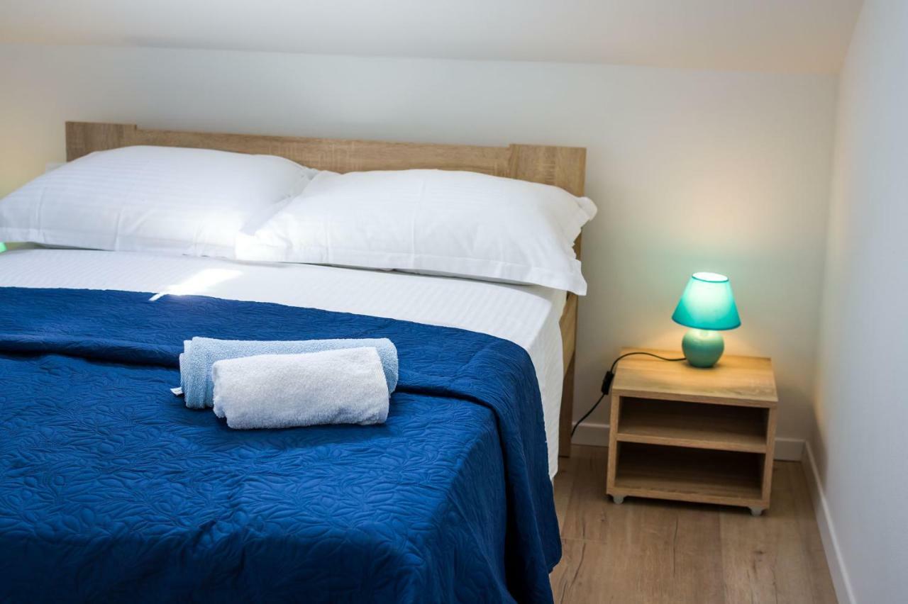 Apartman Iva Zara Exterior photo