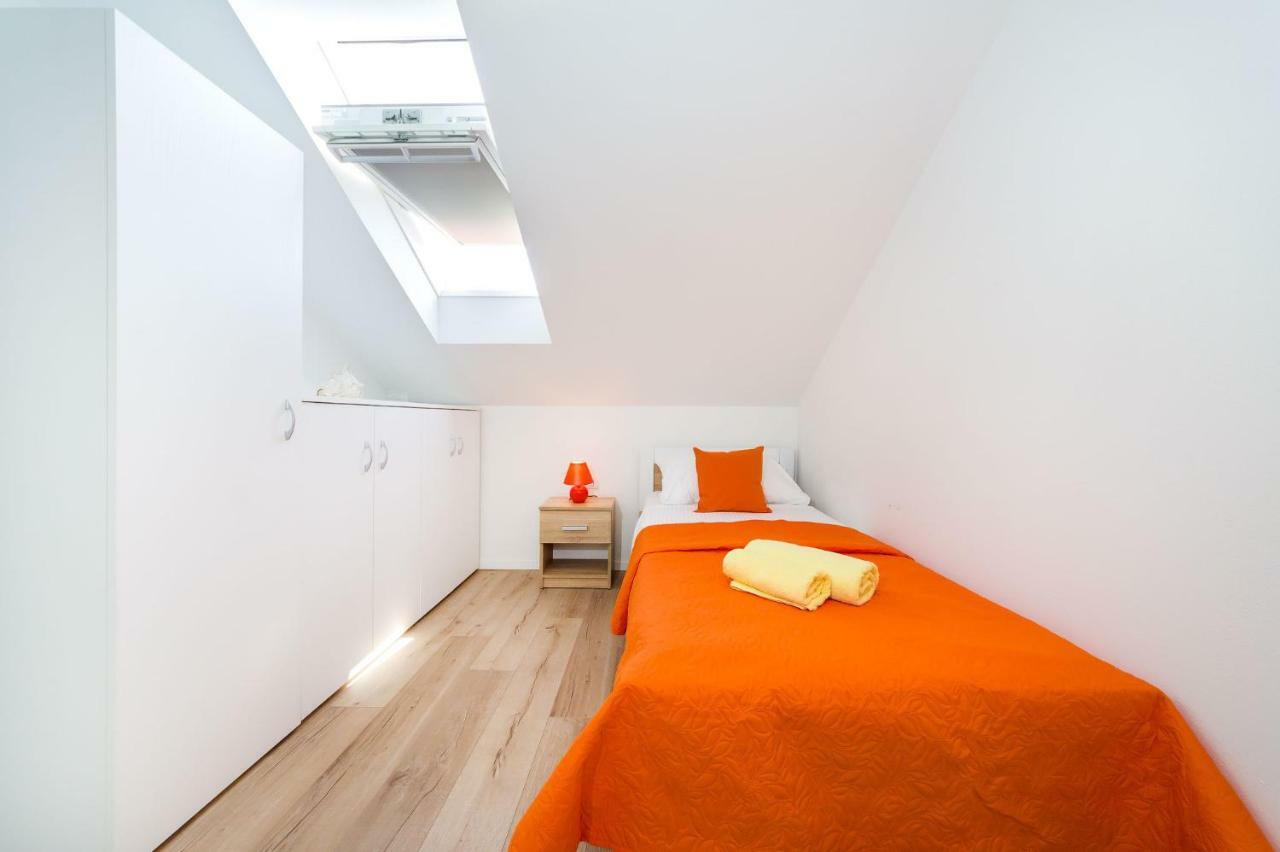 Apartman Iva Zara Exterior photo