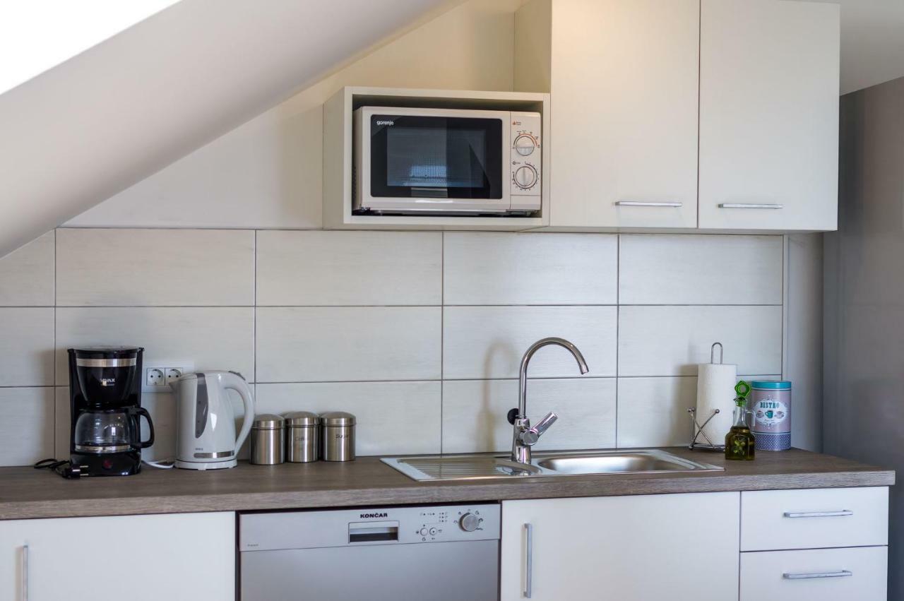 Apartman Iva Zara Exterior photo